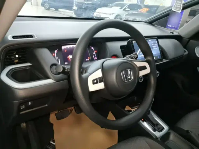 Honda Fit — Фото автомобиля 9