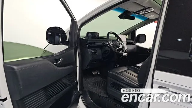 Hyundai Staria — Фото автомобиля 15