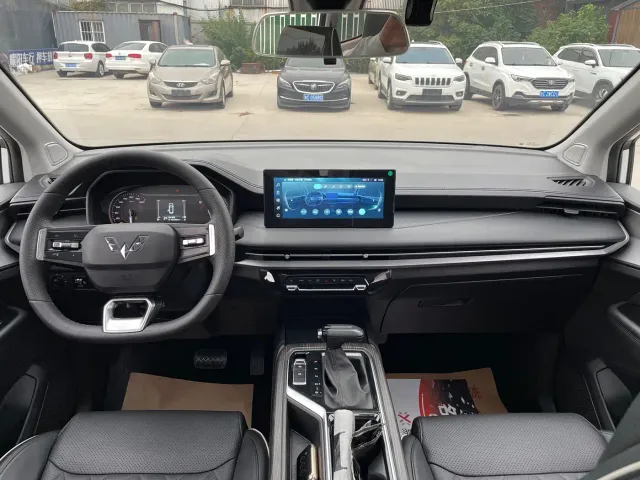 Wuling Jiachen — Фото автомобиля 16