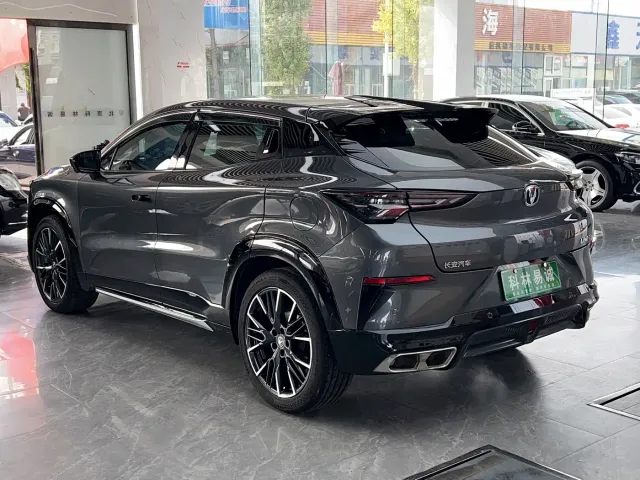 Changan UNI-T — Фото автомобиля 6
