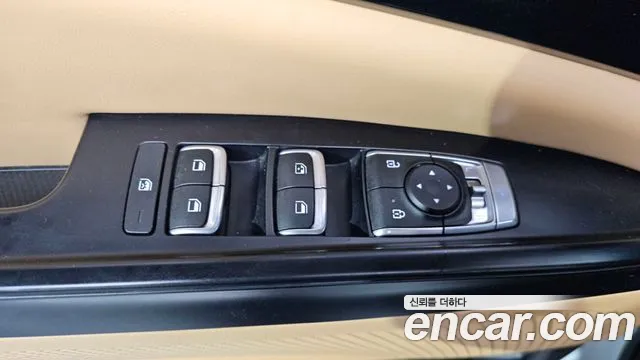 Kia Canival Carnival 4 поколение 9 мест Prestige — Фото автомобиля 25