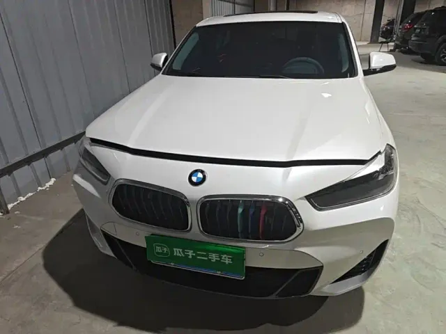 BMW X2 — Фото автомобиля 2