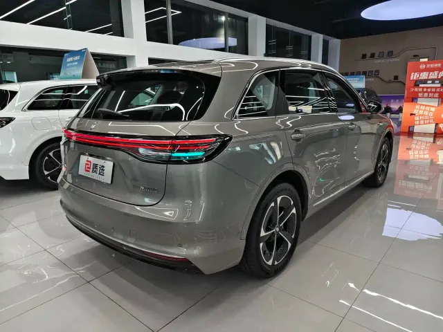 Shangjie SUV — Фото автомобиля 16