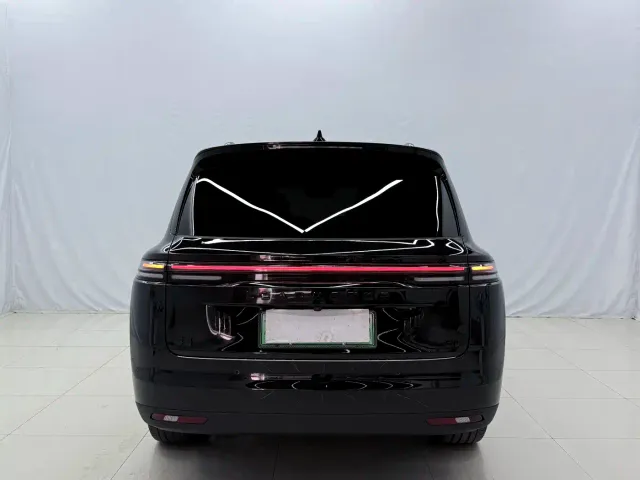 Leapmotor C16 — Фото автомобиля 12