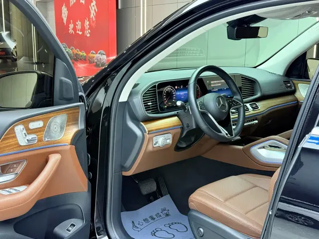 Mercedes-Benz GLE-Class — Фото автомобиля 4