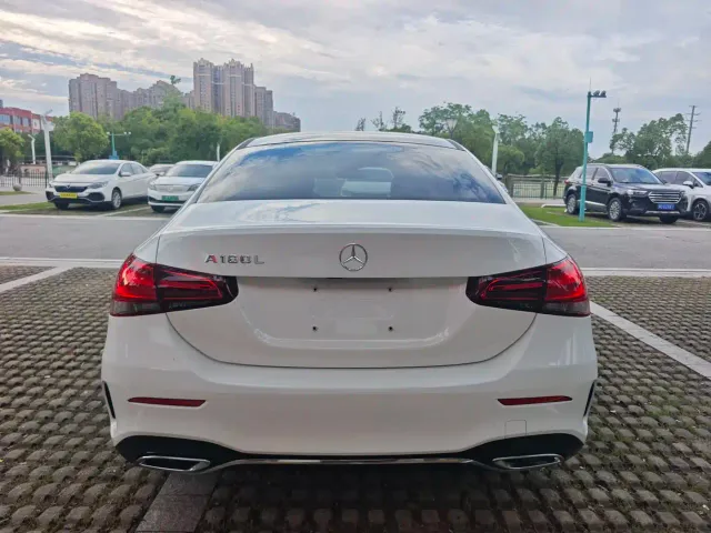 Mercedes-Benz A-Class — Фото автомобиля 5