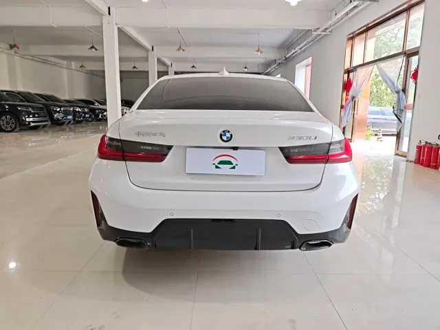 BMW 3 Series — Фото автомобиля 5