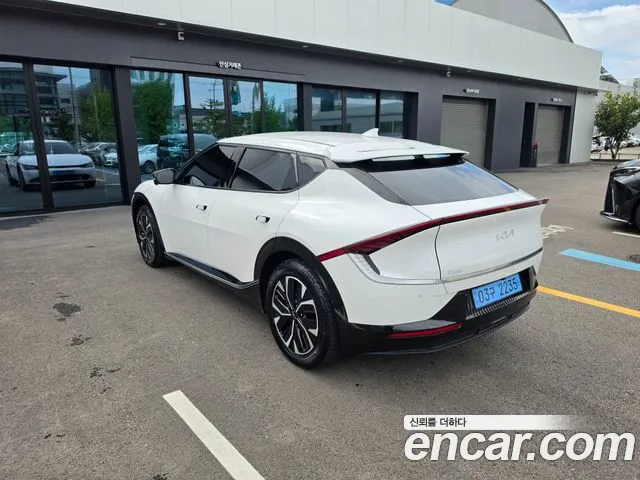 Kia EV6 — Фото автомобиля 4