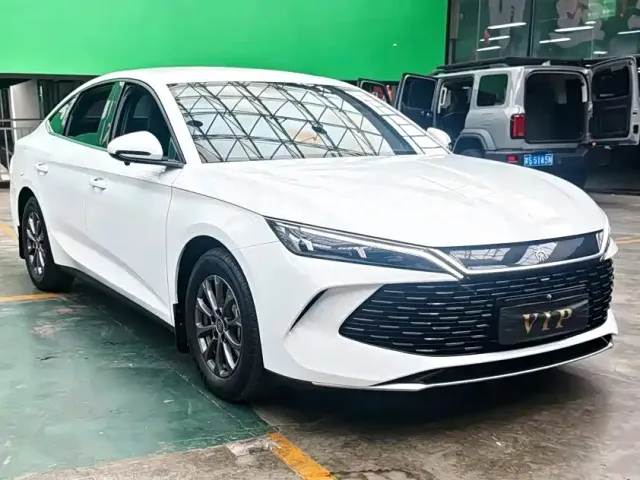 BYD Qin L — Фото автомобиля 3