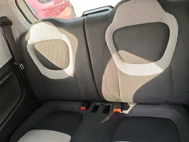 Wuling Hongguang Mini EV — Фото автомобиля 16