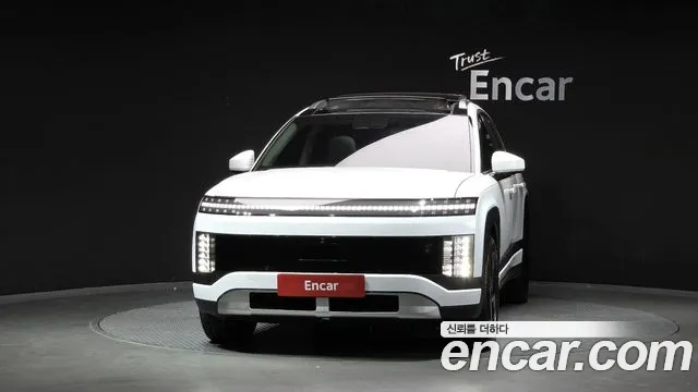 Hyundai Ioniq 9 — Фото автомобиля 3