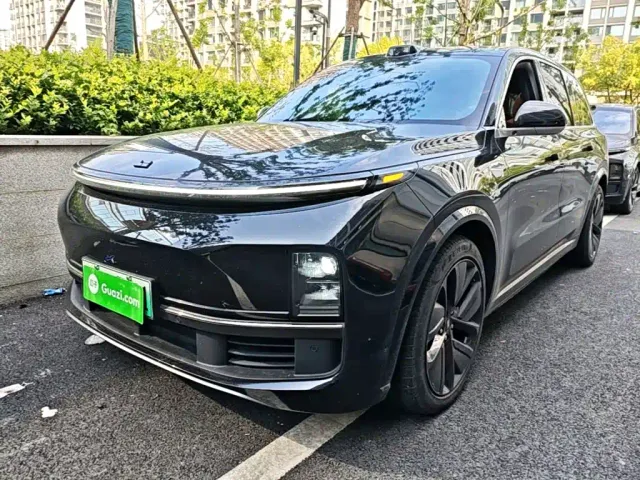 Фотография автомобиля — Li Auto L9