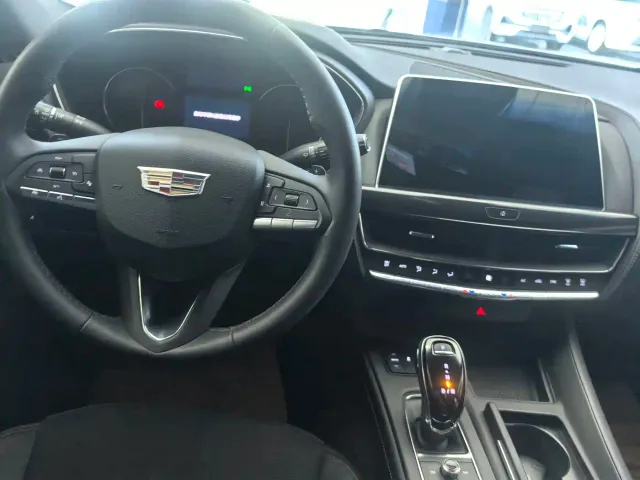 Cadillac CT5 — Фото автомобиля 13
