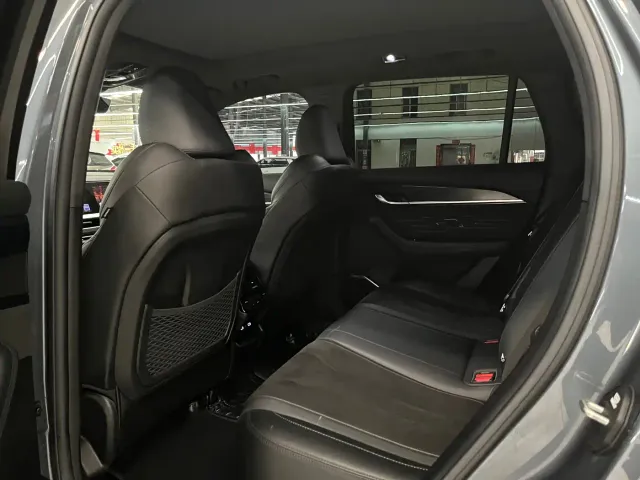 Geely Xingyue L — Фото автомобиля 12