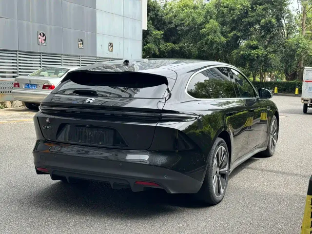 Nio ET5 Touring — Фото автомобиля 6