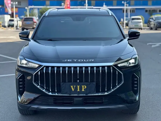 Jetour X70 Plus — Фото автомобиля 2
