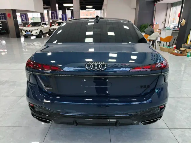 Audi A6L — Фото автомобиля 8