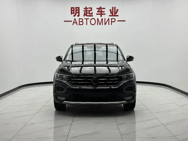 Volkswagen T-Roc — Фото автомобиля 3