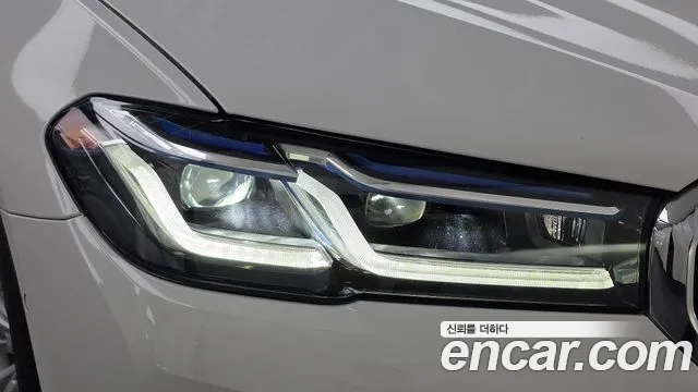 BMW 5 Series G30 — Фото автомобиля 7