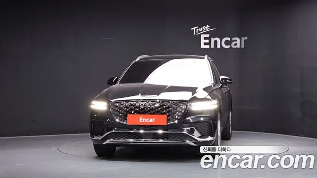 Genesis GV70 — Фото автомобиля 3