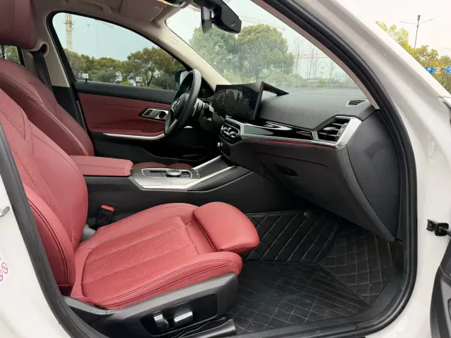 BMW 3 Series — Фото автомобиля 9