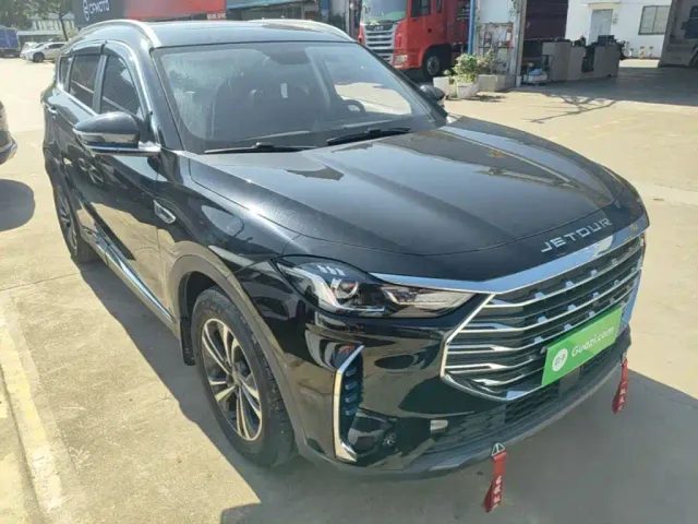 Jetour X70 Plus — Фото автомобиля 3