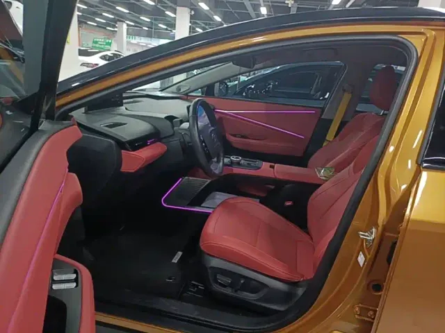 Toyota bZ5 — Фото автомобиля 15