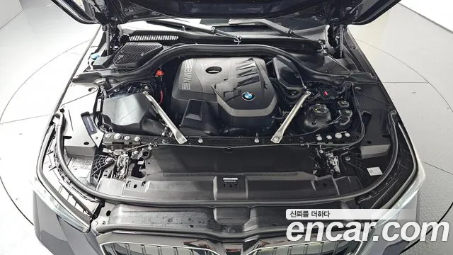 BMW 5 Series G60 — Фото автомобиля 8