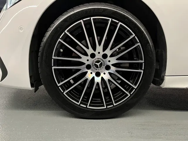 Mercedes-Benz C-Class — Фото автомобиля 5