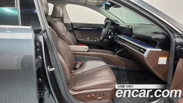 Hyundai Grandeur GN7 — Фото автомобиля 16