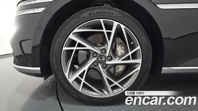 Genesis G90 RS4 — Фото автомобиля 5