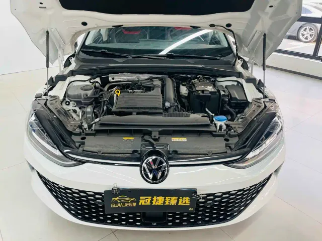 Volkswagen Lamando — Фото автомобиля 2