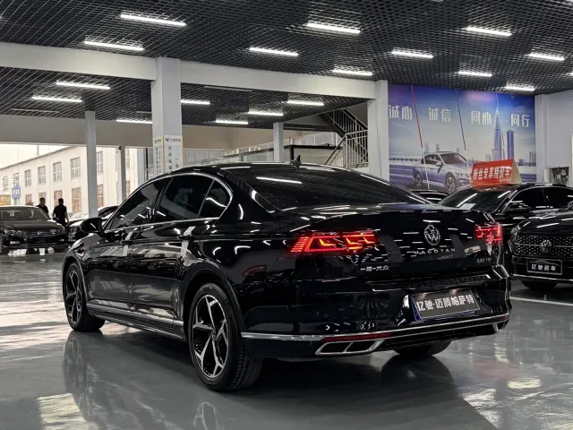 Volkswagen Magotan — Фото автомобиля 7