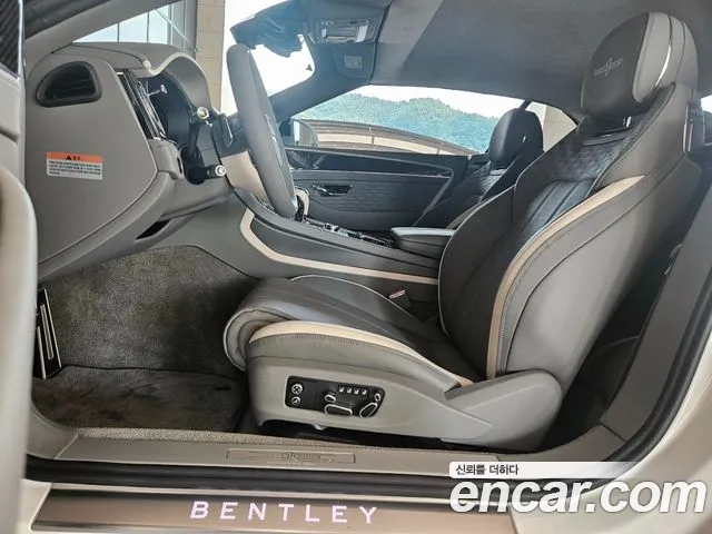 Bentley Continental — Фото автомобиля 10