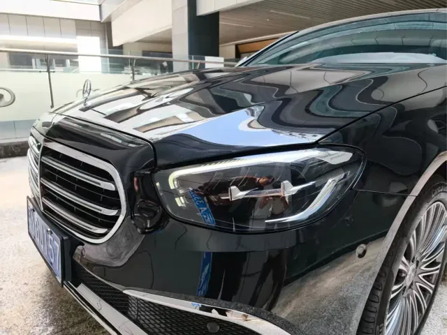 Mercedes-Benz E-Class — Фото автомобиля 15
