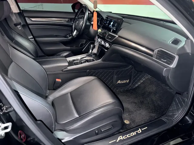 Honda Accord — Фото автомобиля 19