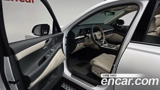 Genesis GV80 — Фото автомобиля 15