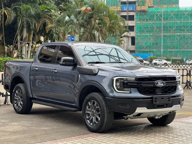 Ford Ranger — Фото автомобиля 3