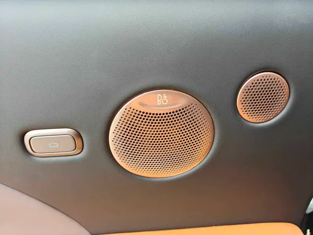 IM Motors LS8 — Фото автомобиля 16