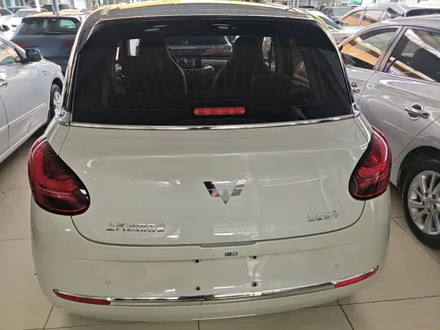 Wuling Bingo — Фото автомобиля 5