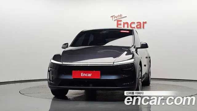 Tesla Model Y — Фото автомобиля 3