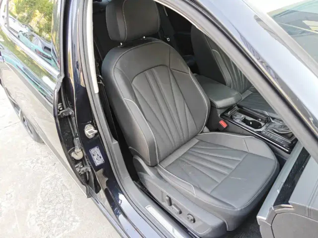 Volkswagen Passat — Фото автомобиля 24