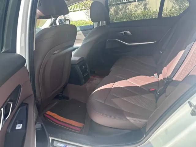 BMW 3 Series — Фото автомобиля 10