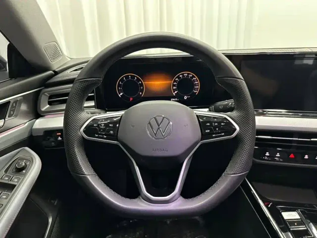 Volkswagen Lamando — Фото автомобиля 10