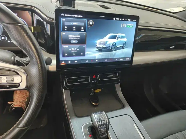 GAC Trumpchi GS8 — Фото автомобиля 12