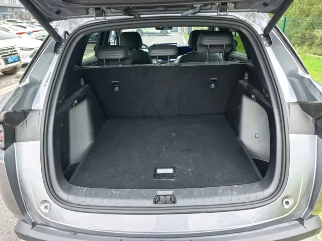 BYD Song L DM-i — Фото автомобиля 13