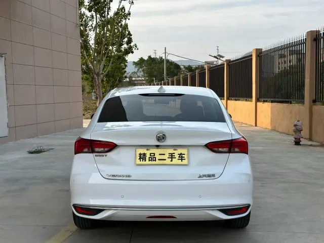 Buick Verano — Фото автомобиля 8