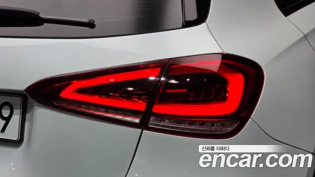 Mercedes-Benz A-Class W177 — Фото автомобиля 23