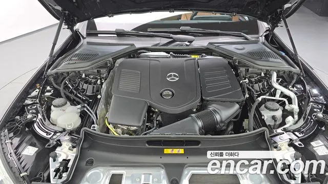 Mercedes-Benz E-Class — Фото автомобиля 6