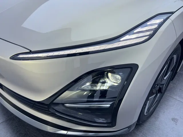 Wuling Starlight — Фото автомобиля 24